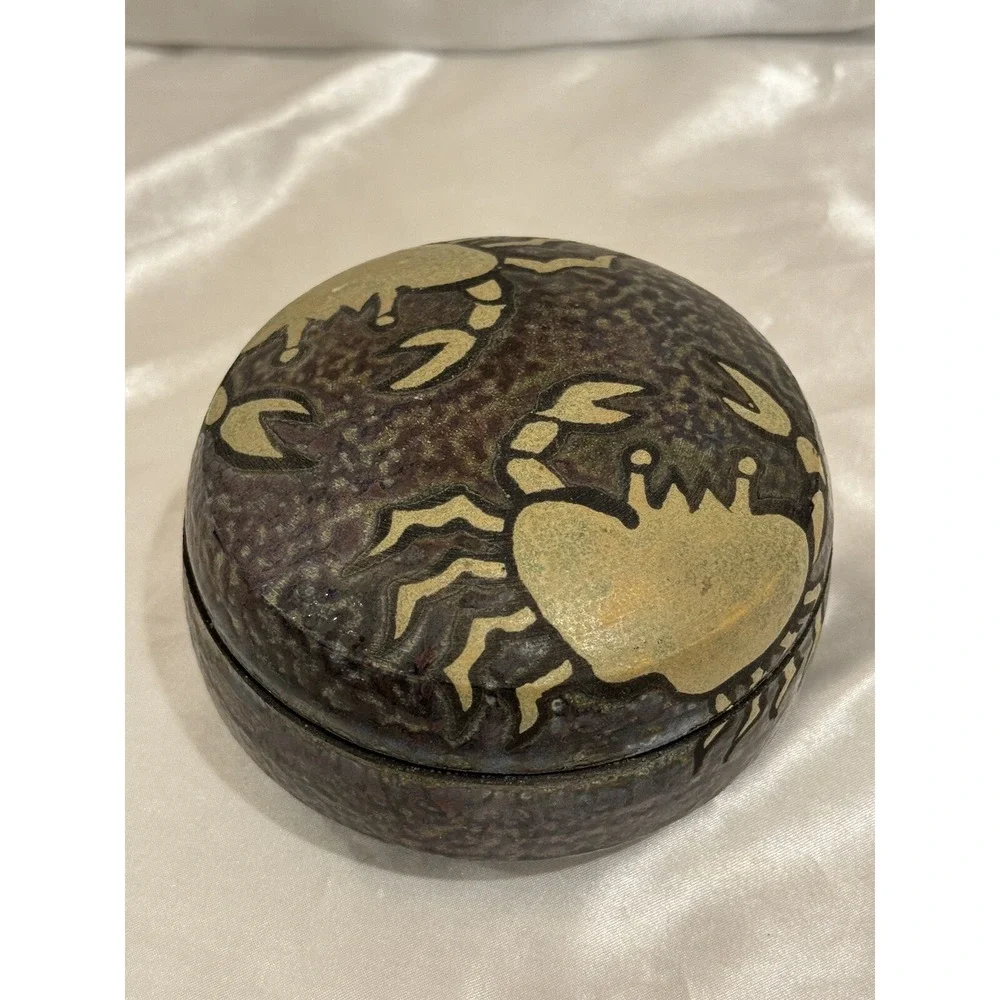 Ken Jensen Signed Crab Design Art Pottery Trinket Box 04
